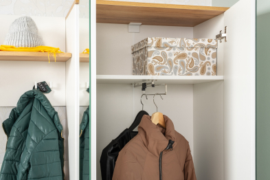 Шкаф для одежды Октава 13.338, белая шагрень, дуб золотой крафт